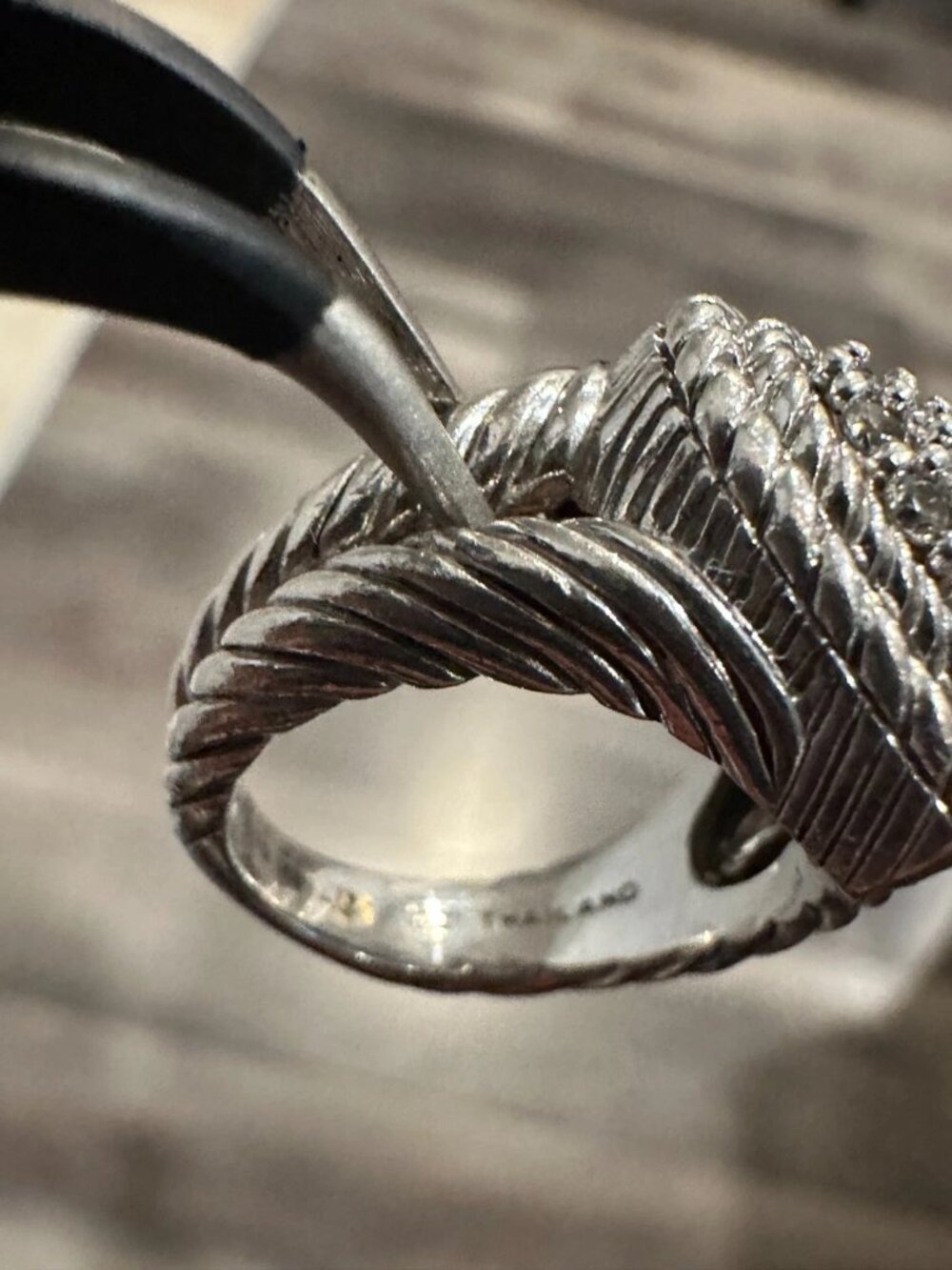 Judith Ripka Sterling Silver CZ Pave Cable Heart Ring Size 4.75, Weight: 10g. - Picture 4 of 8